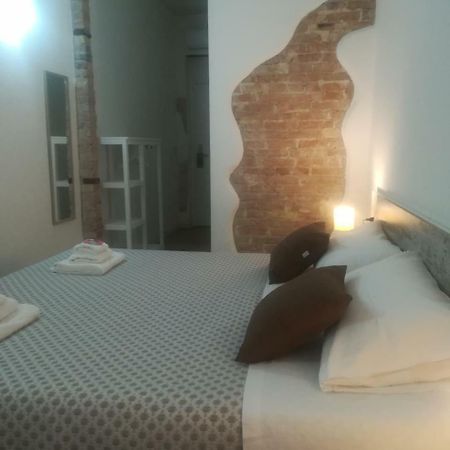 B.House Bed & Breakfast Cagliari Exterior photo