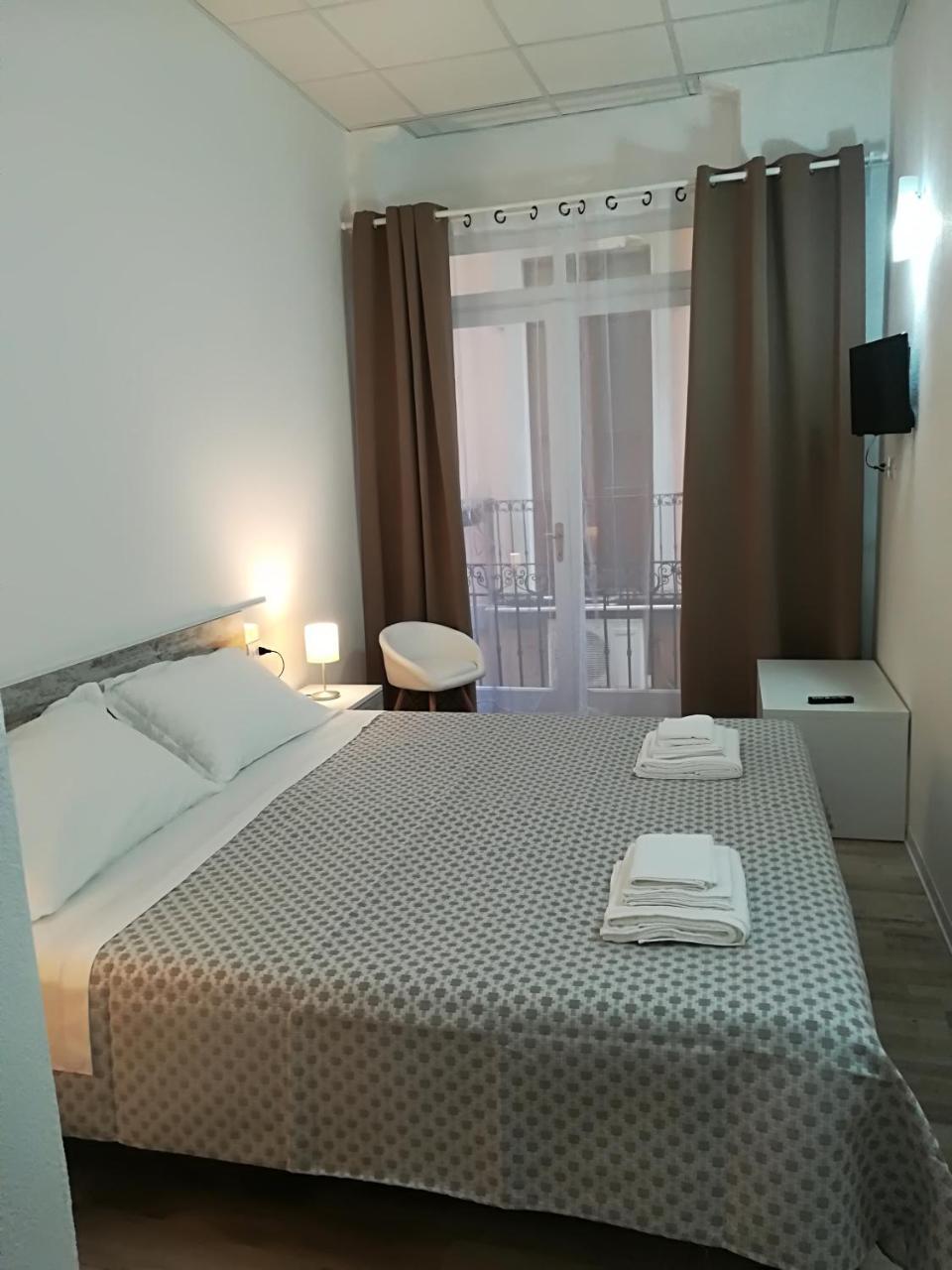 B.House Bed & Breakfast Cagliari Exterior photo